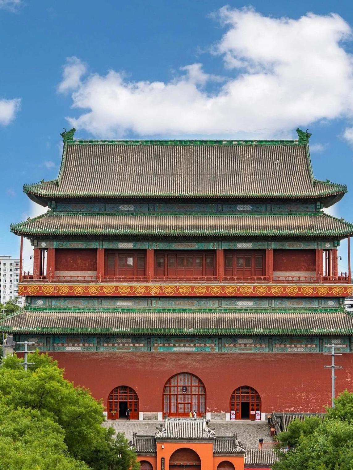 Happy Dragon Courtyard- Newly Renovated With French Windows, Near Tian'Anmen Forbidden City,Lama Temple And Heaven Temple, 3Minutes Walk From Subway,Fluent English Speaking With Tourist Sights Tickets Service ,Free Coffee &Laundry Service Пекин Экстерьер фото